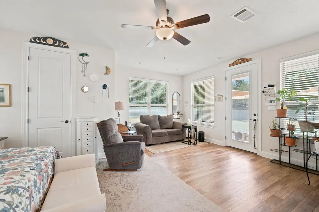 120 Barbosa Cove Liberty Hill TX 78642