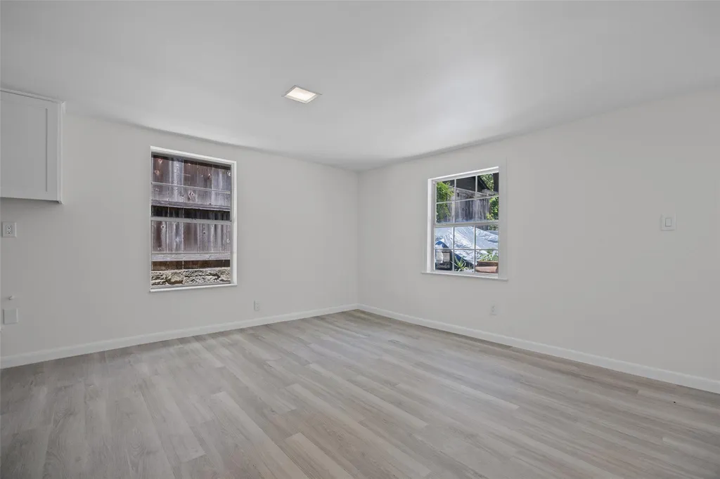 4408 Barrow Avenue Austin TX 78751