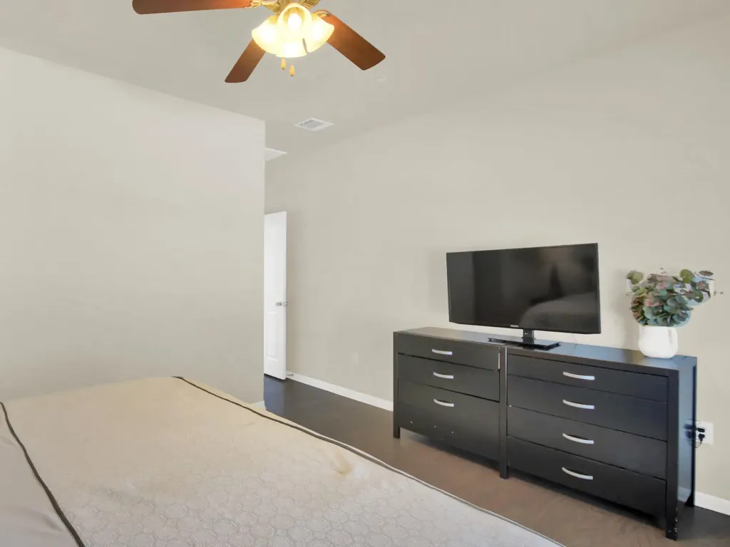 1600 Airedale Road Austin TX 78748