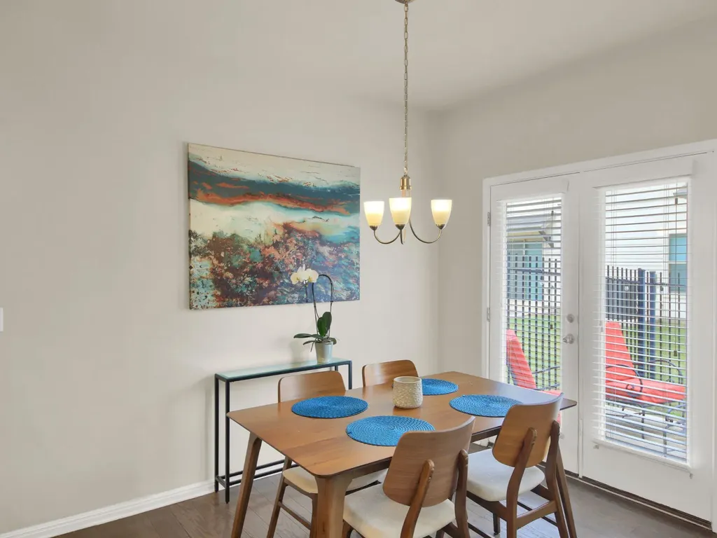 1600 Airedale Road Austin TX 78748