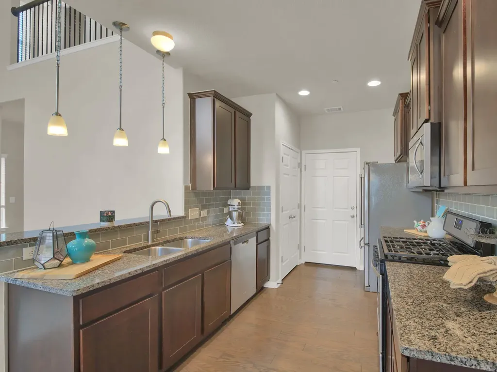 1600 Airedale Road Austin TX 78748