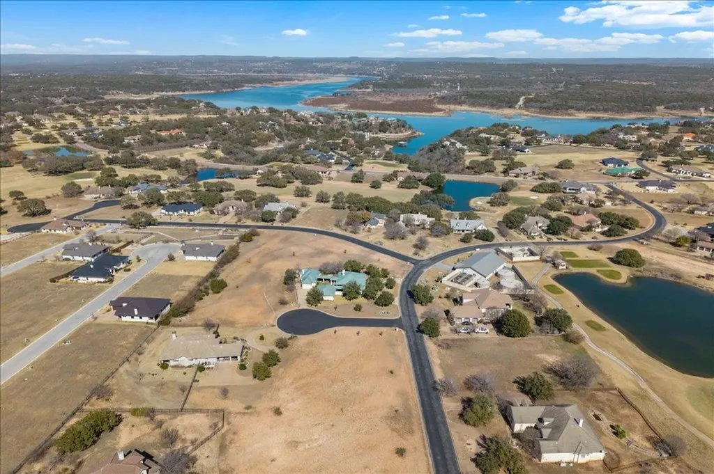 26601 Hunters Grove Court Spicewood TX 78669