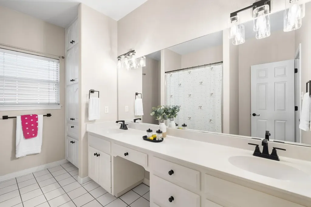 305 Riverview Drive Georgetown TX 78628