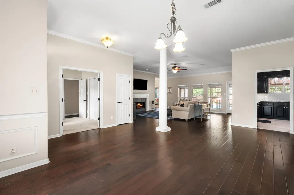 305 Riverview Drive Georgetown TX 78628