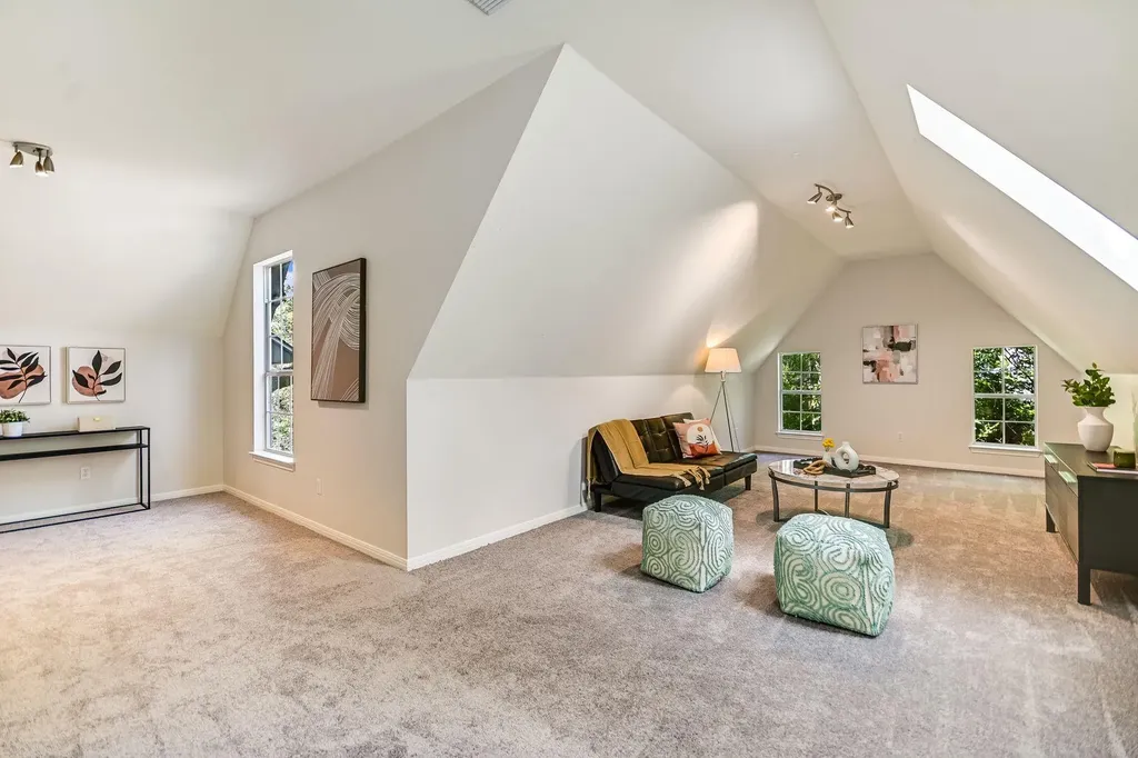 5413 Mountain Cedar Cove Austin TX 78731