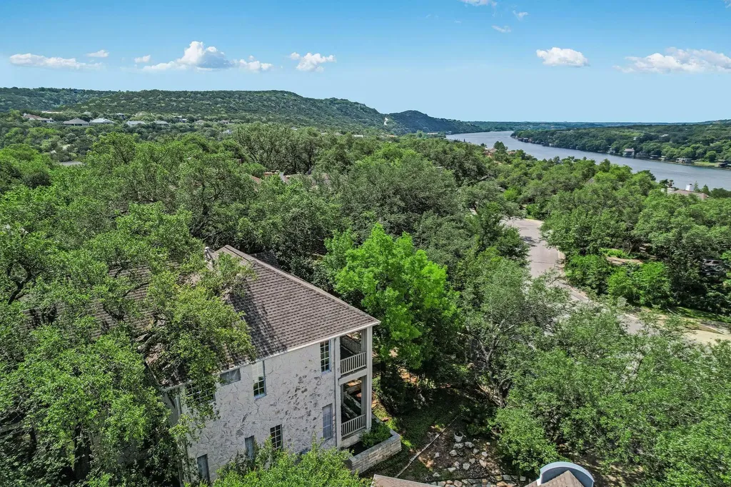 5413 Mountain Cedar Cove Austin TX 78731