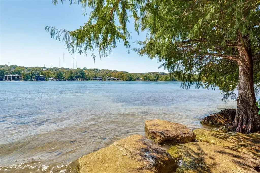 5413 Mountain Cedar Cove Austin TX 78731