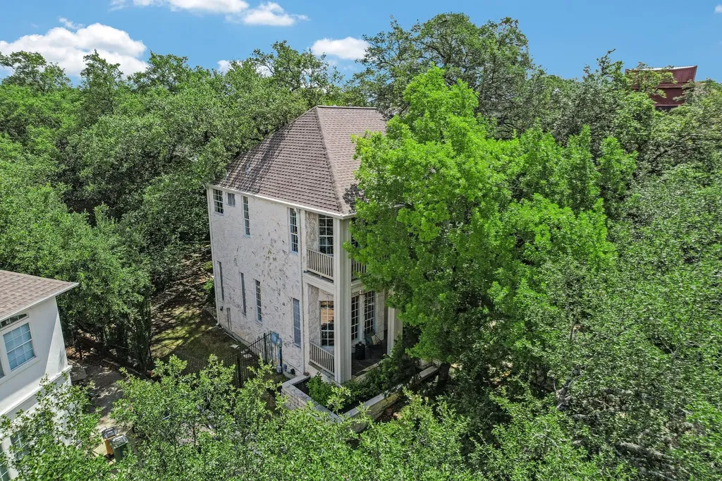 5413 Mountain Cedar Cove Austin TX 78731