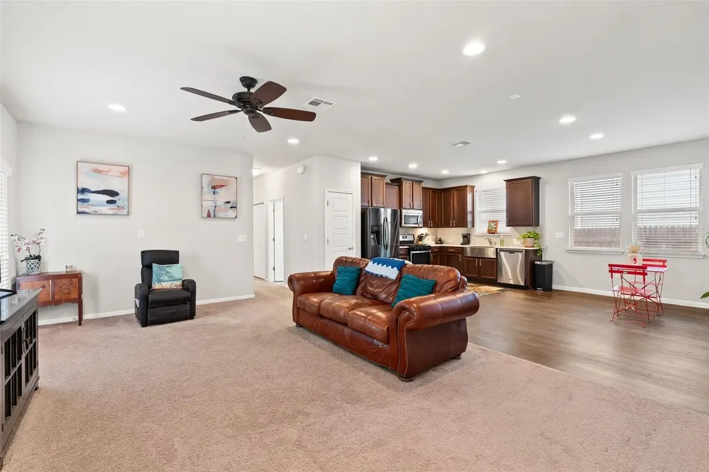 557 Twisted Oaks Lane Buda TX 78610