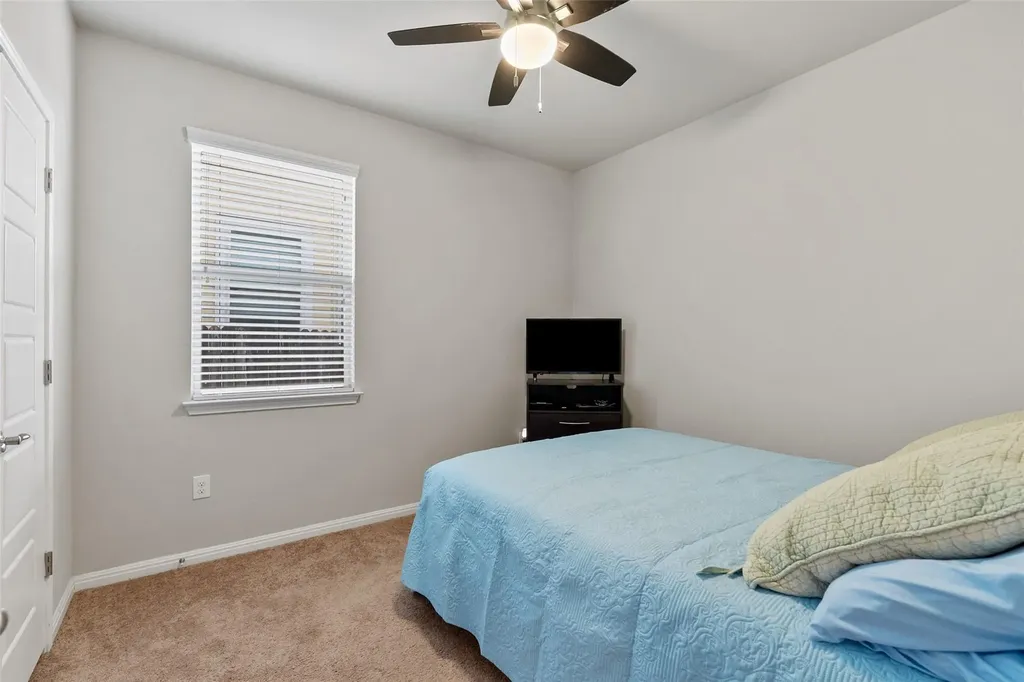 557 Twisted Oaks Lane Buda TX 78610