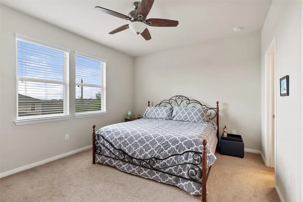 557 Twisted Oaks Lane Buda TX 78610