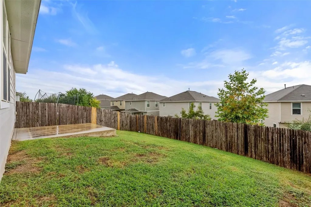557 Twisted Oaks Lane Buda TX 78610
