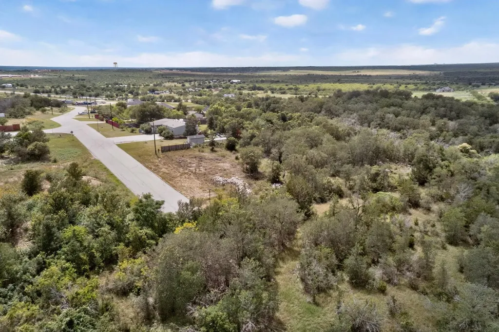 693 Santa Teresa Road Kyle TX 78640
