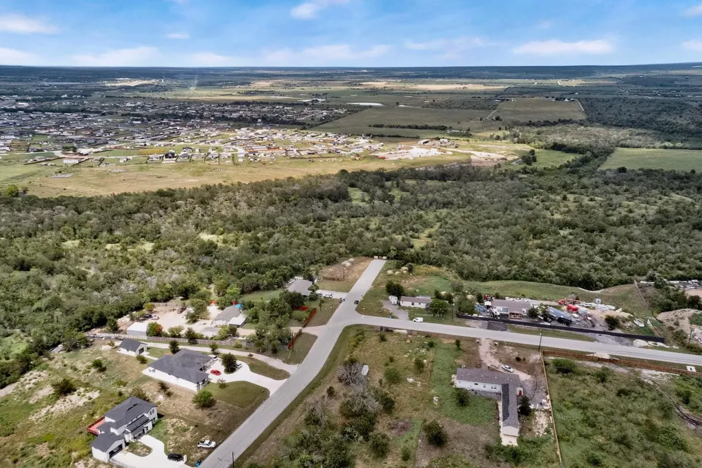 693 Santa Teresa Road Kyle TX 78640