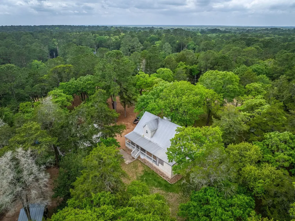 1055 Beech Crest Dr Drive New Ulm TX 78950