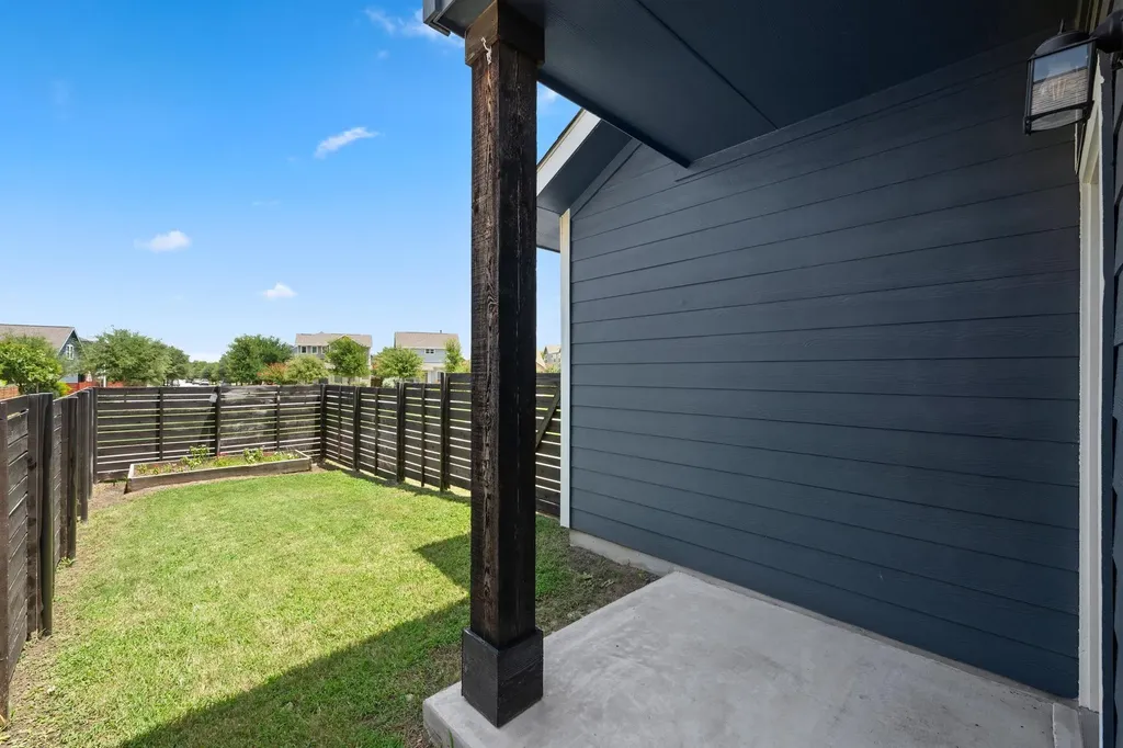 8912 Cattle Baron Path Austin TX 78747