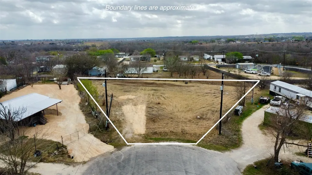104 Sun Cove Kyle TX 78640