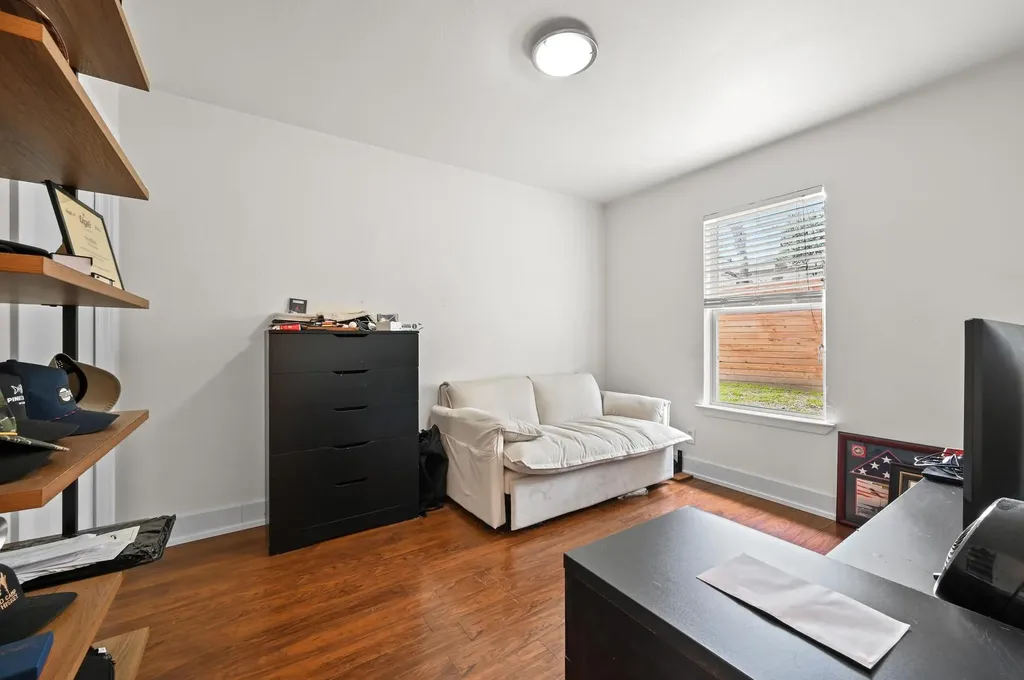 1005 Daphne Court Austin TX 78704