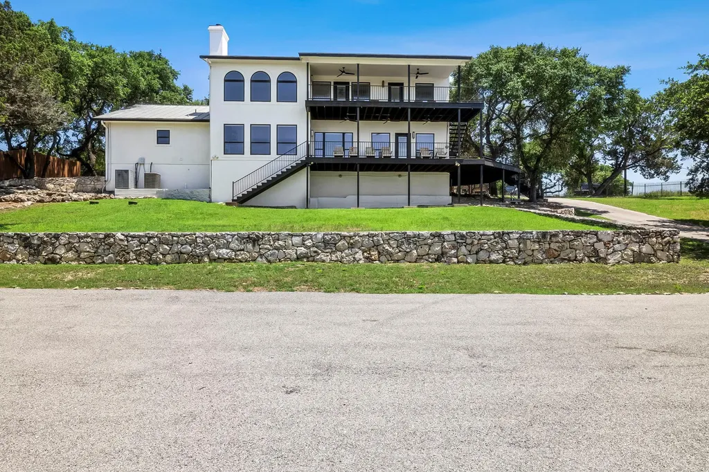 1242 Stagecoach Drive Canyon Lake TX 78133