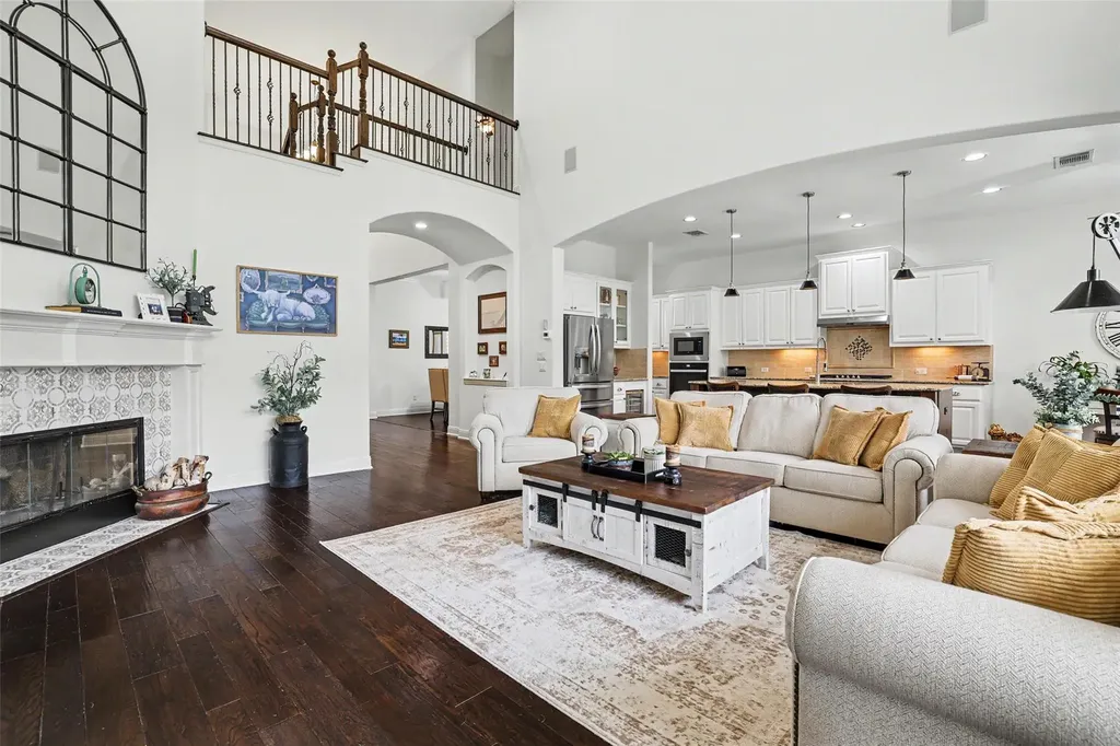 213 Vista Lane Georgetown TX 78633