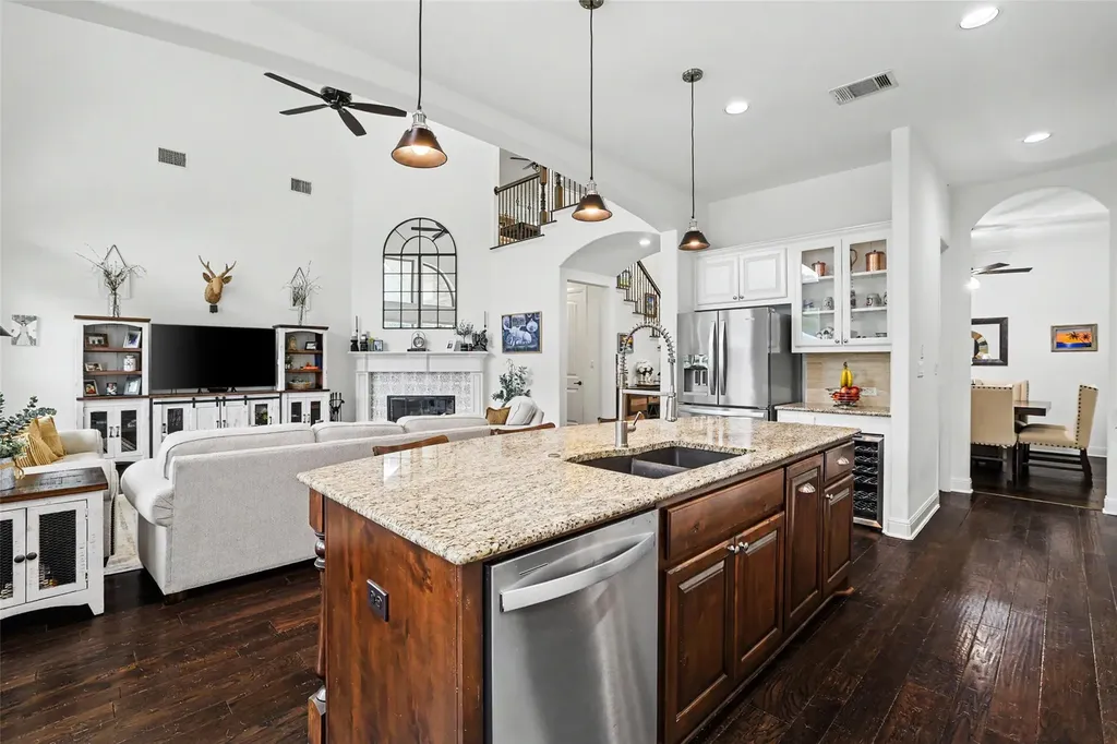 213 Vista Lane Georgetown TX 78633