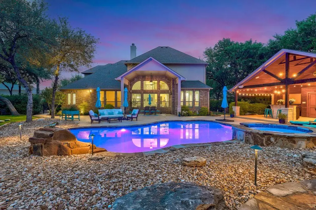 213 Vista Lane Georgetown TX 78633