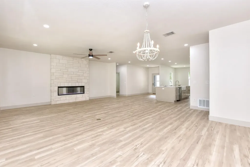107 Lynn Cove Georgetown TX 78633