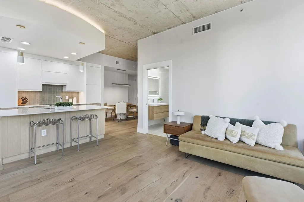 360 Nueces Street Austin TX 78701