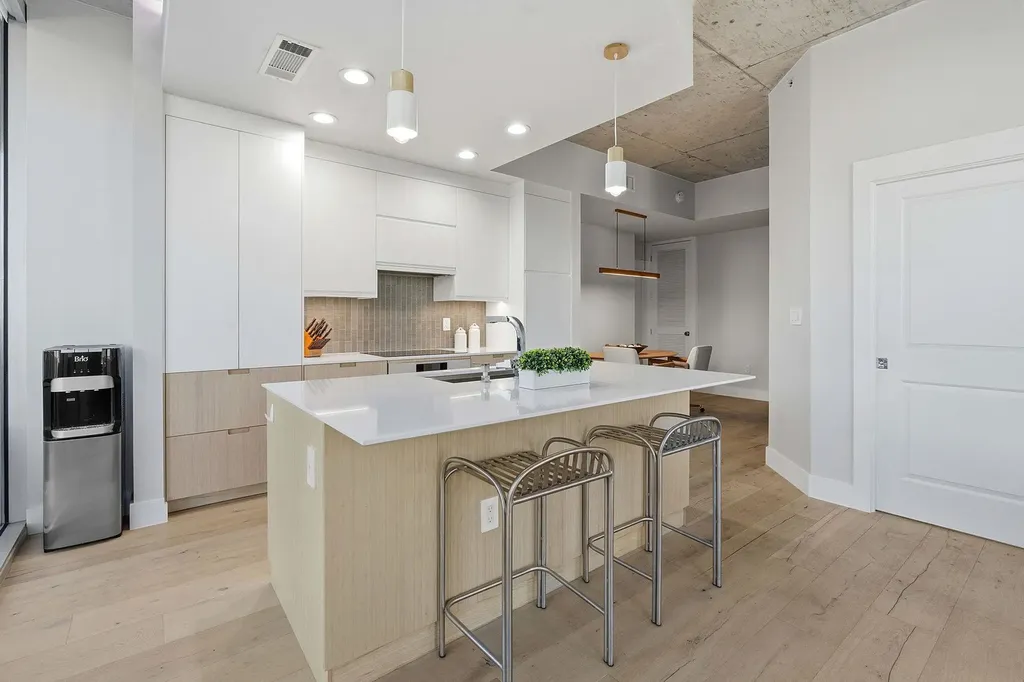 360 Nueces Street Austin TX 78701