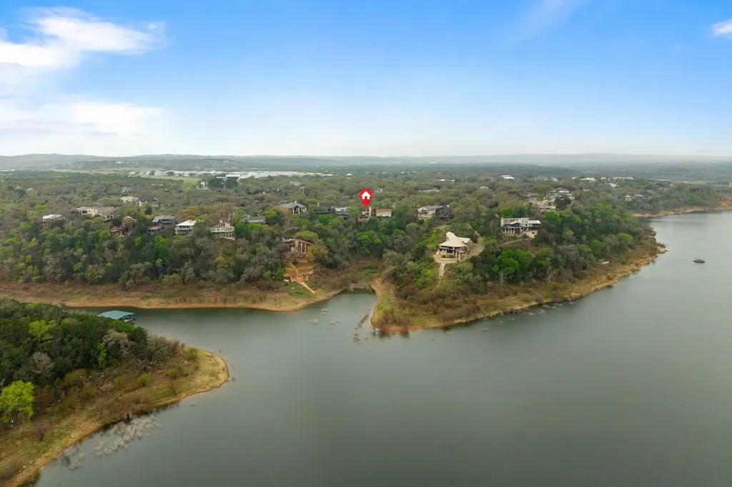 403 Coventry Road Spicewood TX 78669