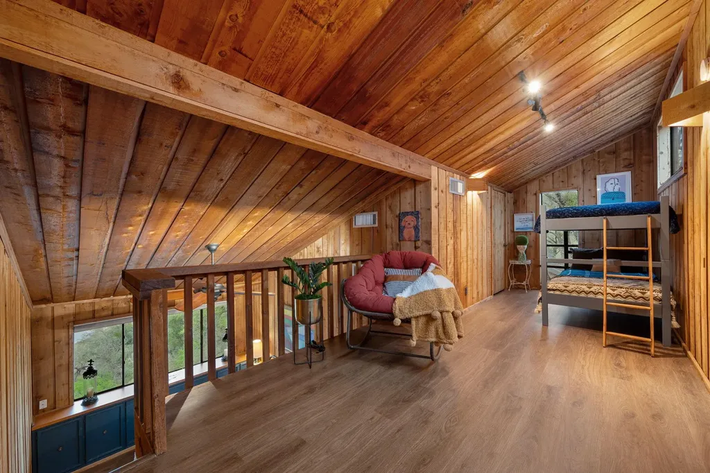 403 Coventry Road Spicewood TX 78669