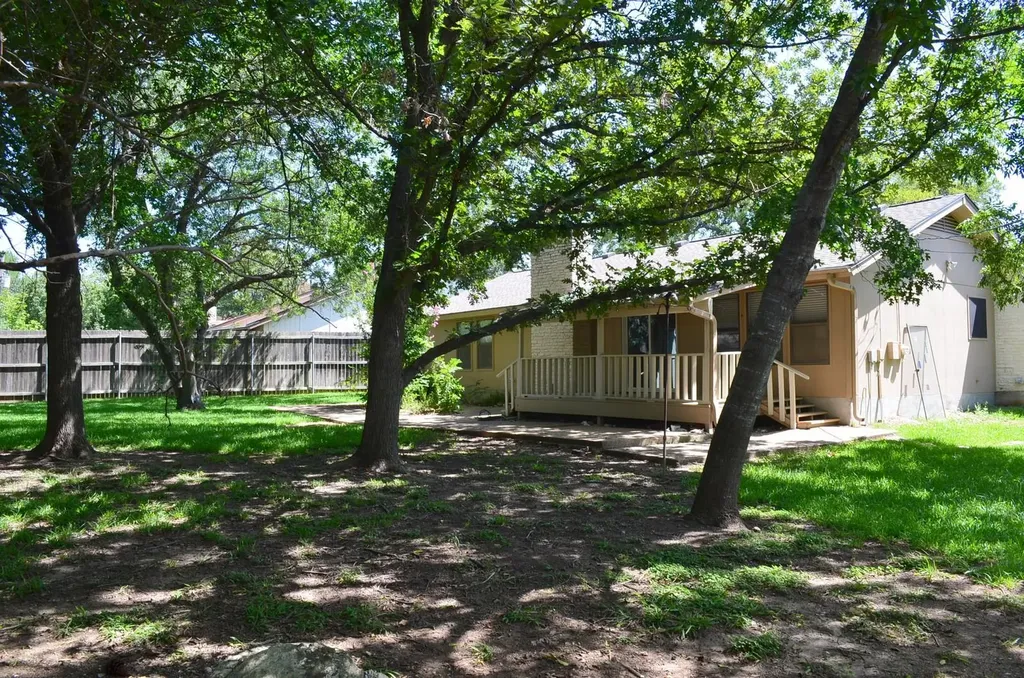 12800 Stepping Stone Cove Austin TX 78727