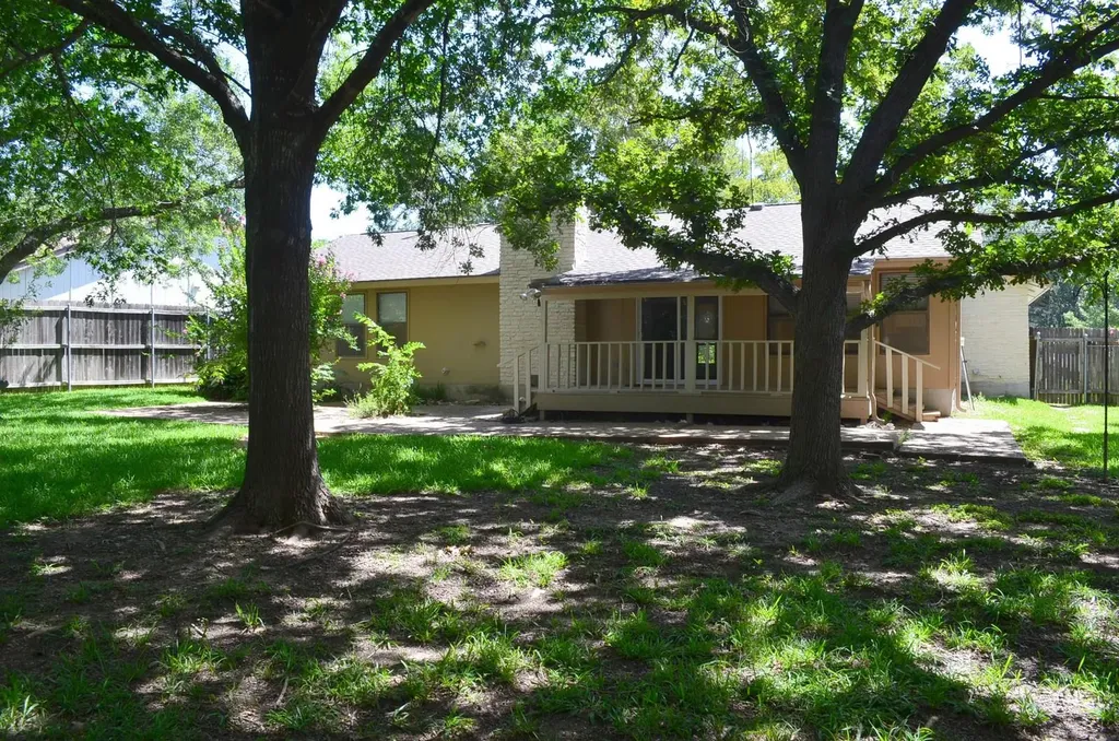 12800 Stepping Stone Cove Austin TX 78727