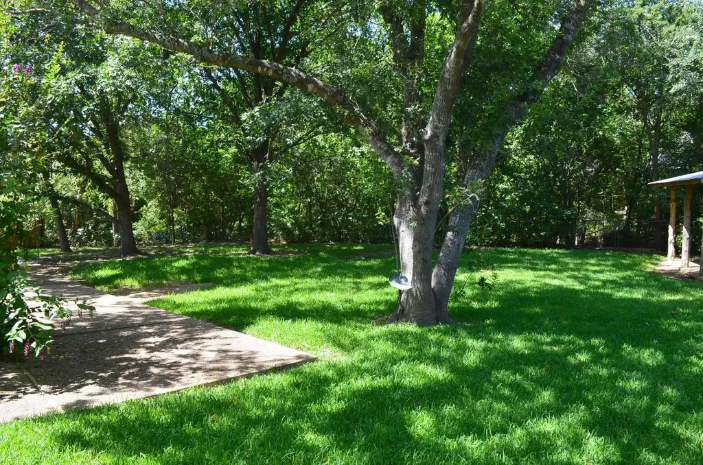 12800 Stepping Stone Cove Austin TX 78727