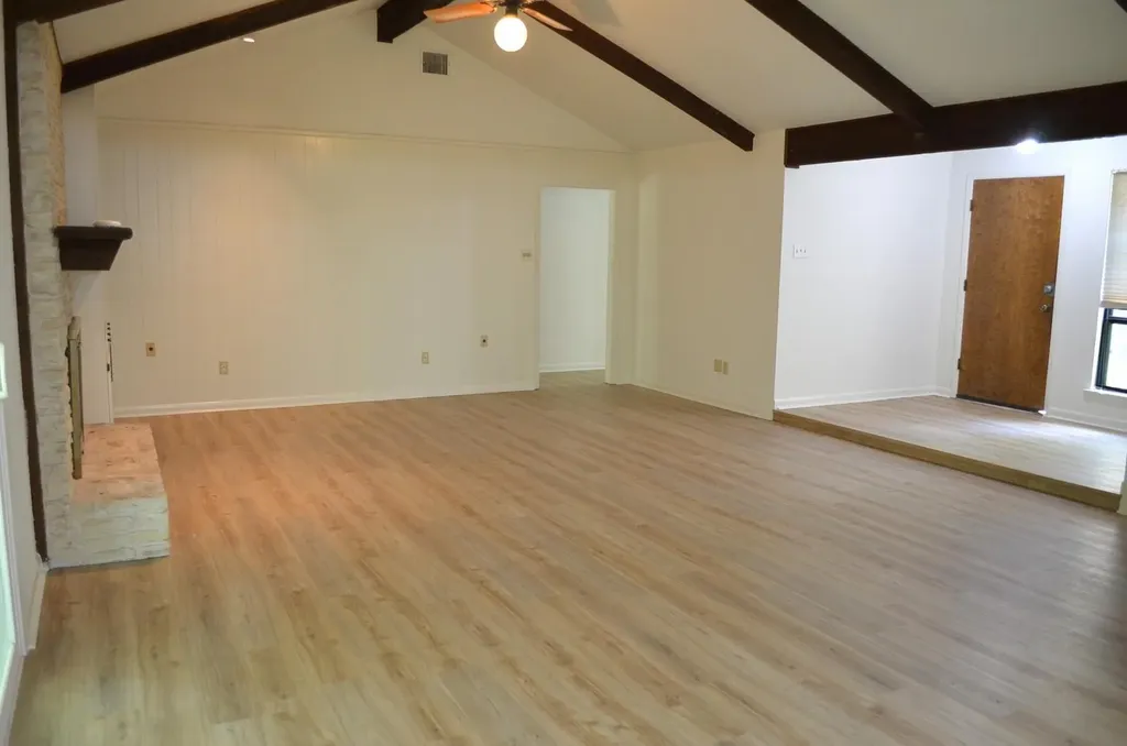 12800 Stepping Stone Cove Austin TX 78727