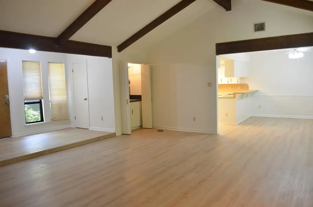 12800 Stepping Stone Cove Austin TX 78727