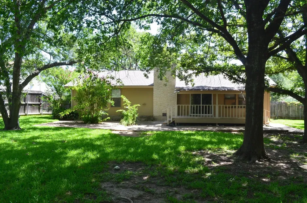 12800 Stepping Stone Cove Austin TX 78727