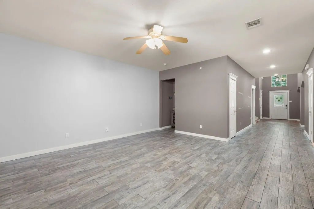 411 Olmos Drive Leander TX 78641