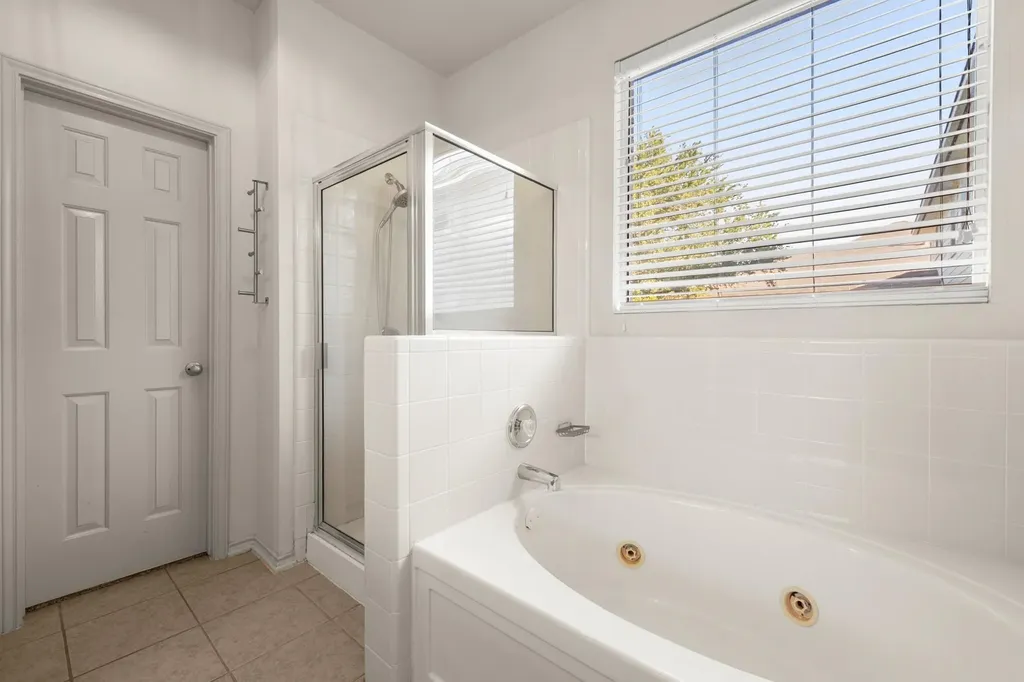 411 Olmos Drive Leander TX 78641