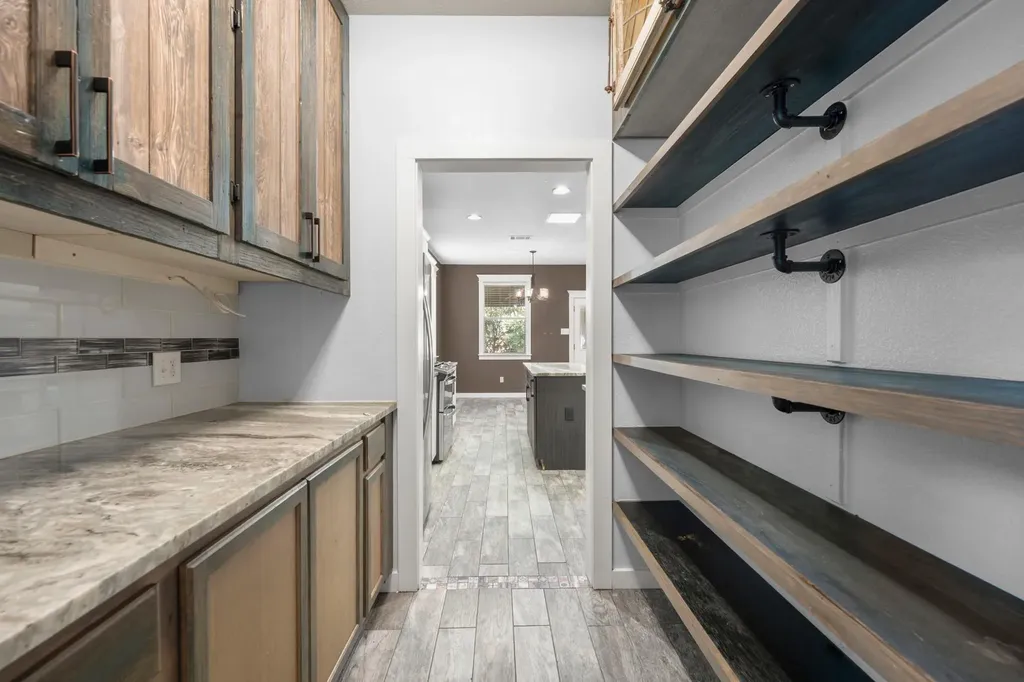 411 Olmos Drive Leander TX 78641