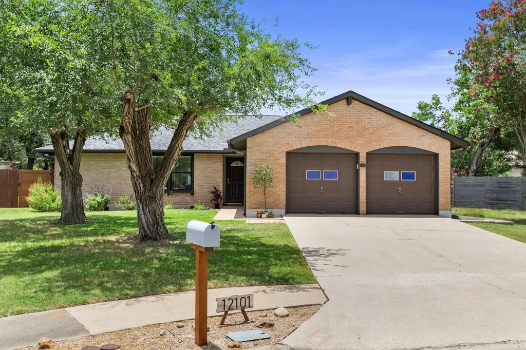 12101 Missel Thrush Court Austin TX 78750