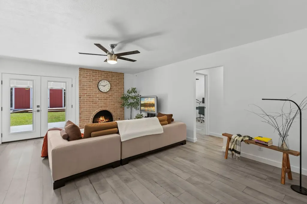 12101 Missel Thrush Court Austin TX 78750