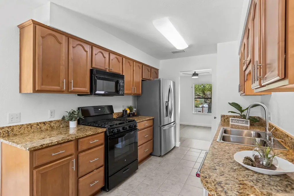12101 Missel Thrush Court Austin TX 78750
