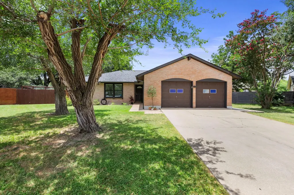 12101 Missel Thrush Court Austin TX 78750
