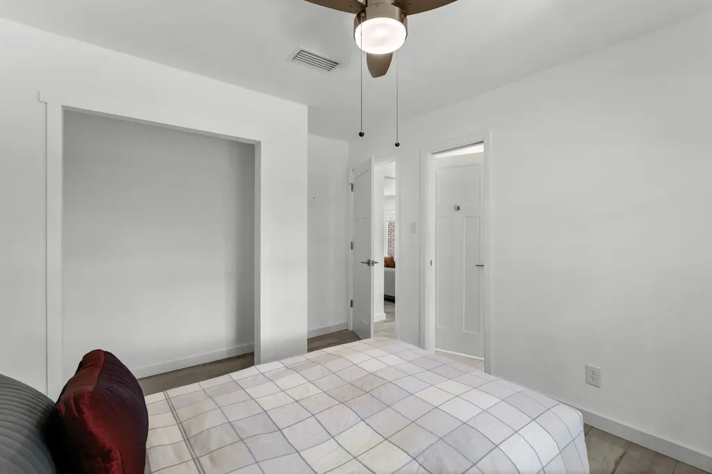 12101 Missel Thrush Court Austin TX 78750
