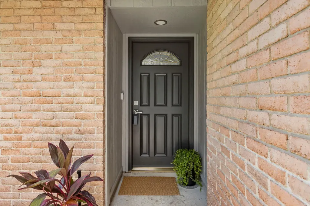 12101 Missel Thrush Court Austin TX 78750
