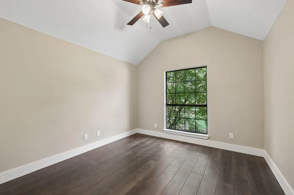 136 Thoroughbred Trace Liberty Hill TX 78642