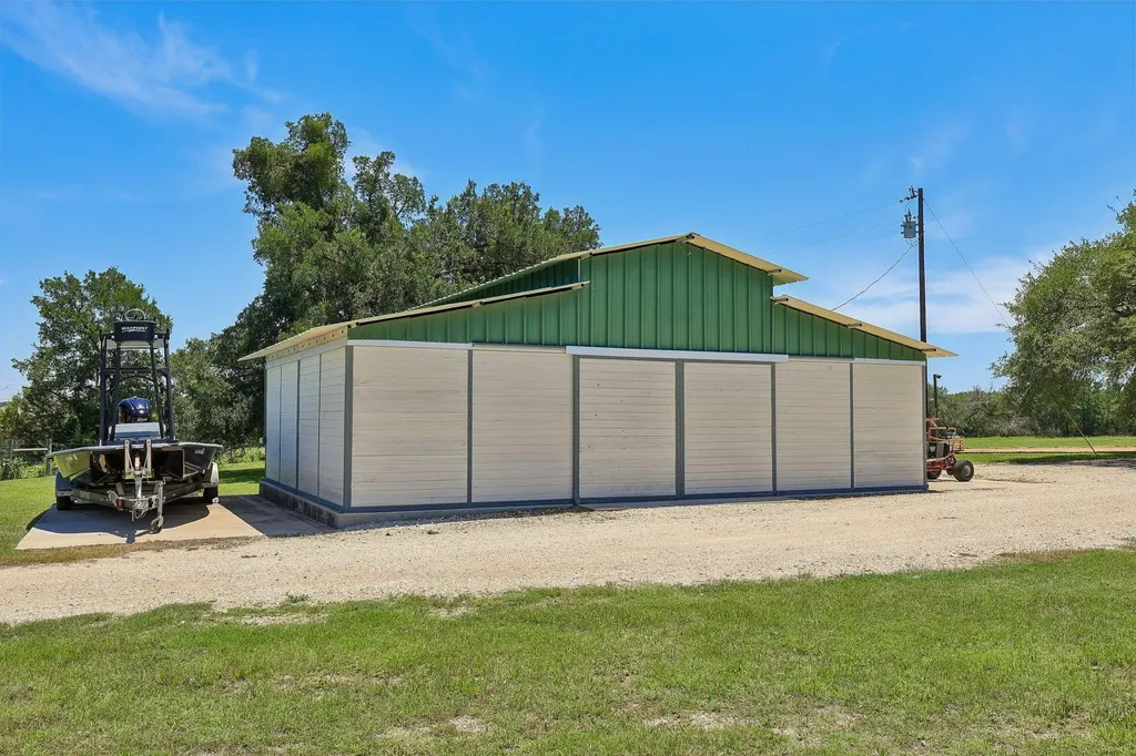 136 Thoroughbred Trace Liberty Hill TX 78642