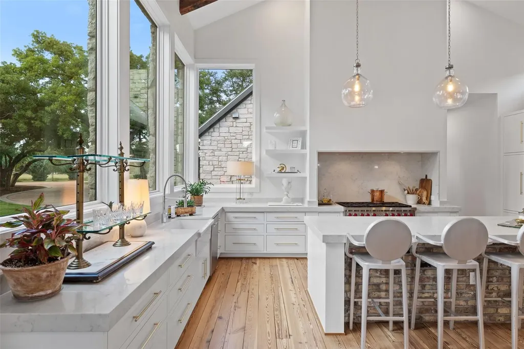 599 Dario Drive Dripping Springs TX 78620