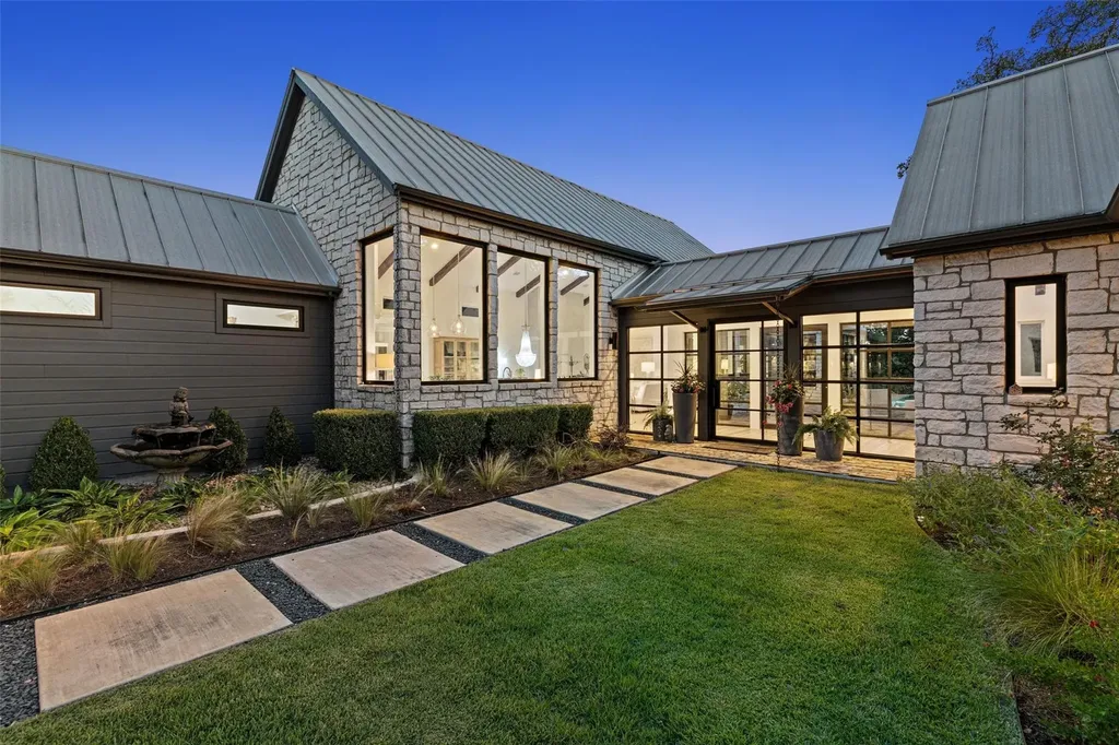 599 Dario Drive Dripping Springs TX 78620